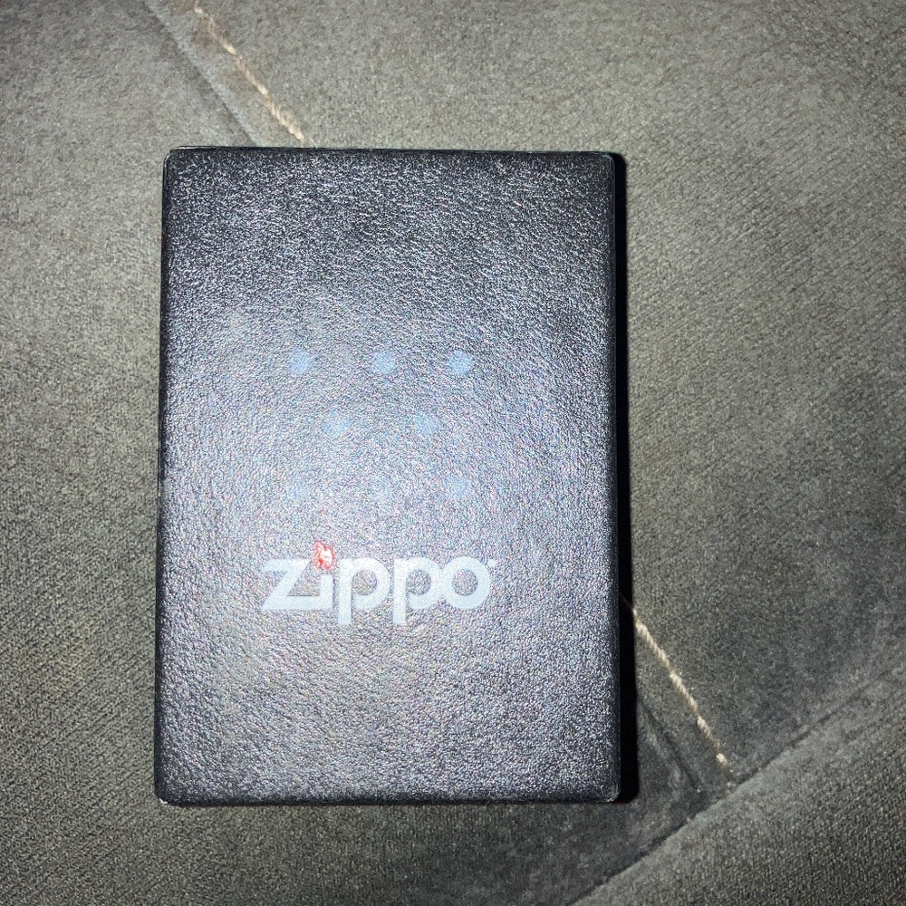 NWT Genuine Zippo in the box